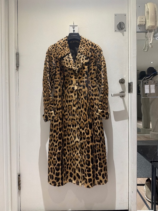 Mara Zimmerman Jackets & Blazers - Fur coat in great condition